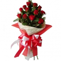12 Red bouquet
