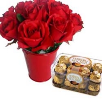 flower's and chocolate