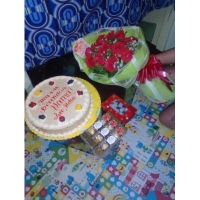 RED ROSES BOUQUET #104