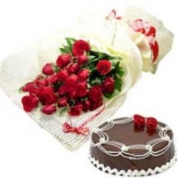Cake with 12 Roses